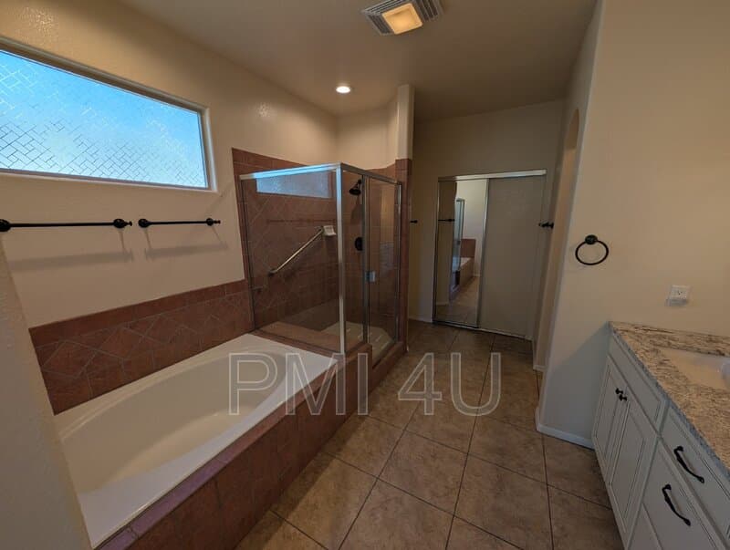Albuquerque House: 12612 Carmel Ct NE