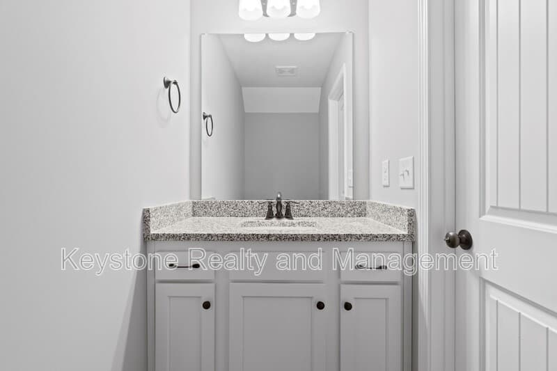 Clarksville Townhome: 580 Heritage Pointe Drive