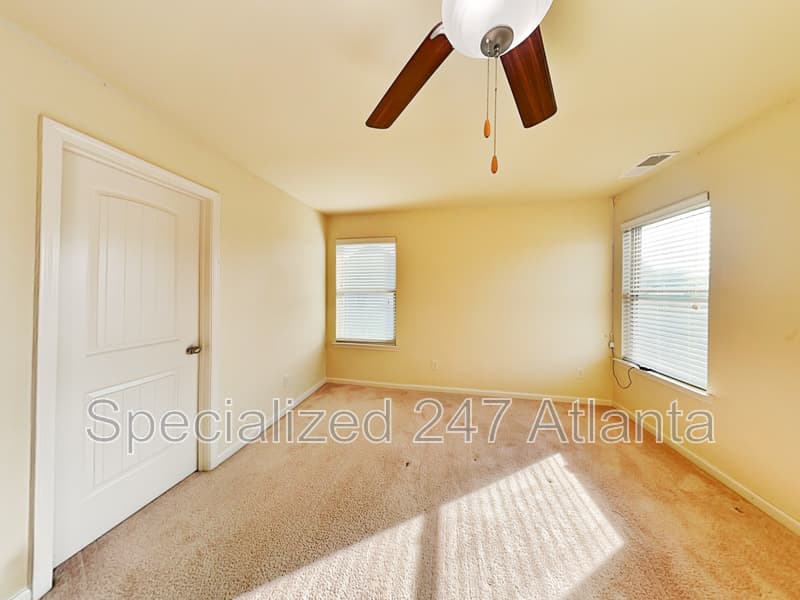 Lawrenceville House: 1324 Little Hampton Dr