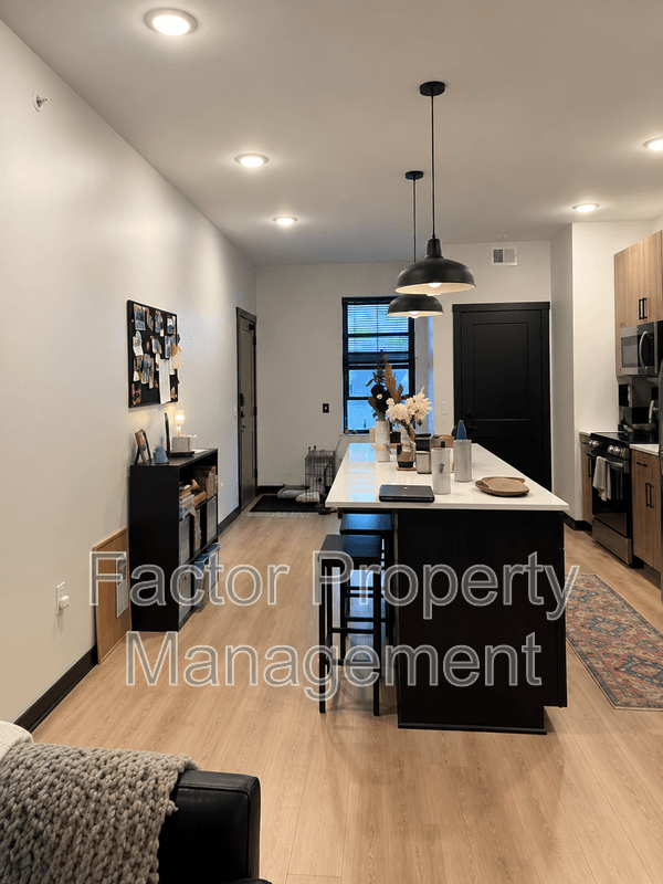 Mankato Condo: 1300 Warren Street