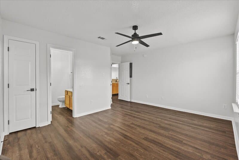 Dickinson Townhome: 2125 Aruba Calle