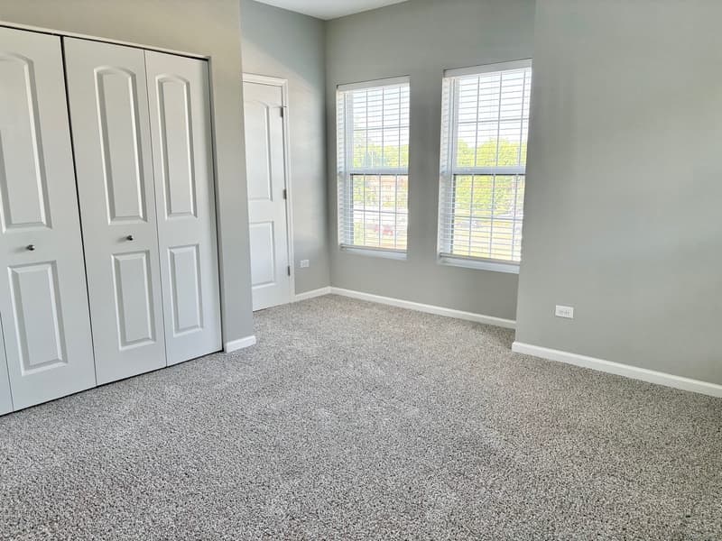 Huntley Condo: 11808 W Coral St