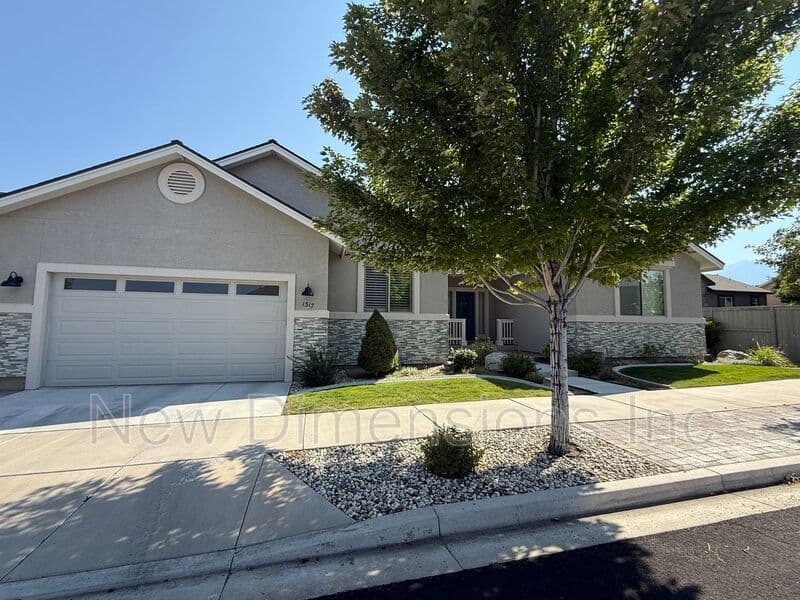 Gardnerville House: 1317 Cedar Creek Circle