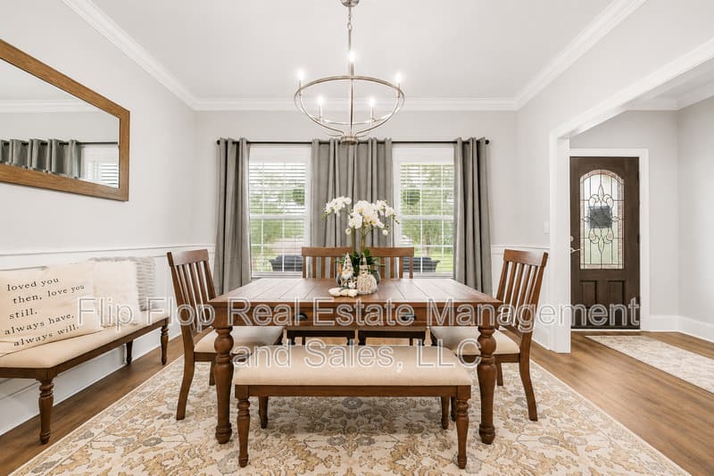 Tallahassee House: 3325 Mariana Oaks Drive