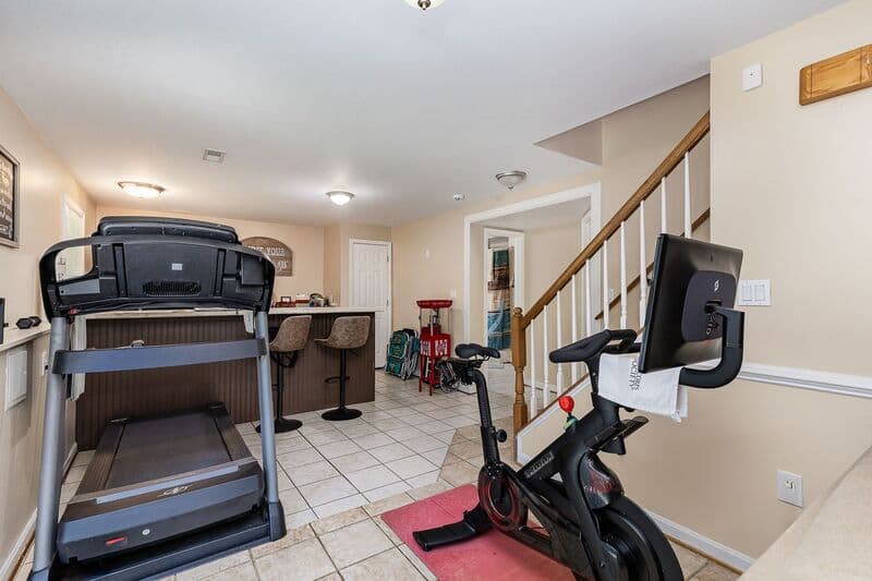 Fredericksburg House: 11814 Gardenia Dr