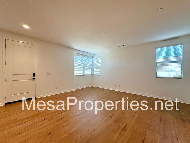 Ontario House: 4130 E. Malagon Privado