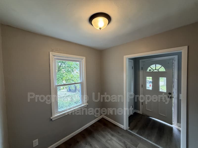 Cleveland House: 3899 East 151st Street