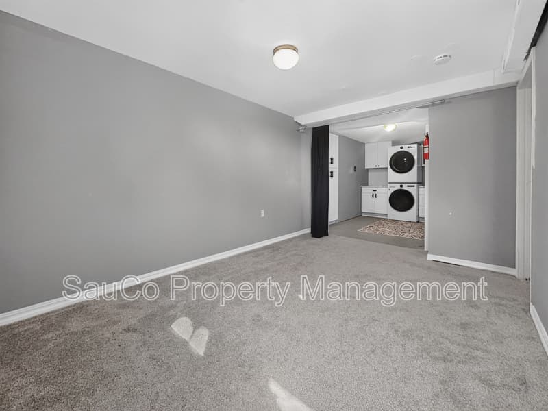 West Linn House: 2312 5th Avenue