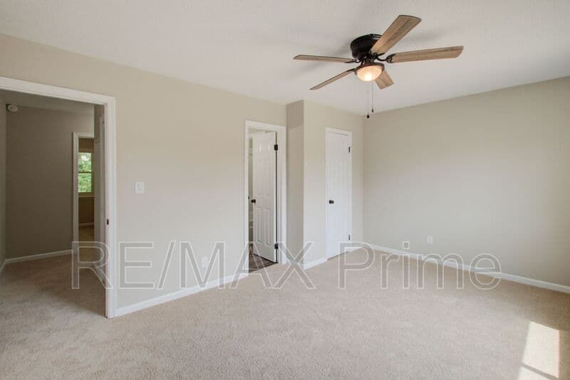 Virginia Beach House: 5375 Grand Lake Crescent