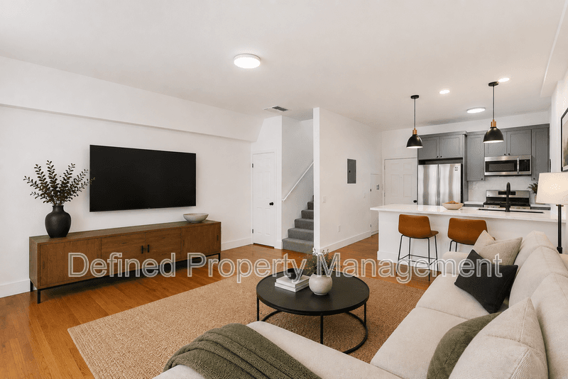 Los Angeles Condo: 1827 Wilcox Avenue Los Angeles, CA 90028