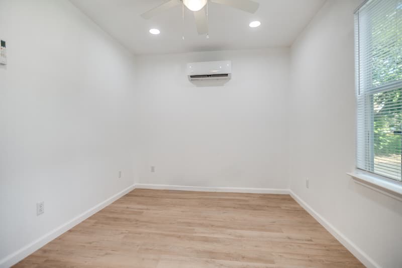 Arlington Condo: 905 West Abram Street - 1