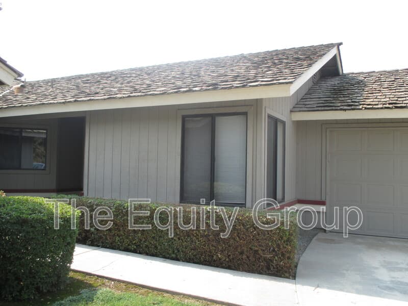 Visalia House: 4043 West Victor Avenue