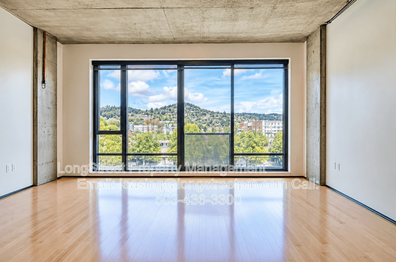 Portland Condo: 1410 NW Kearney St