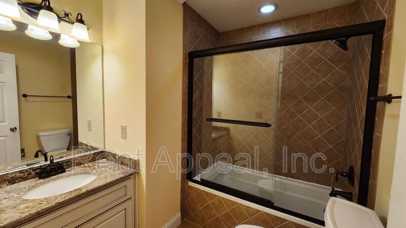 Alpharetta House: 310 Milesford Ct.