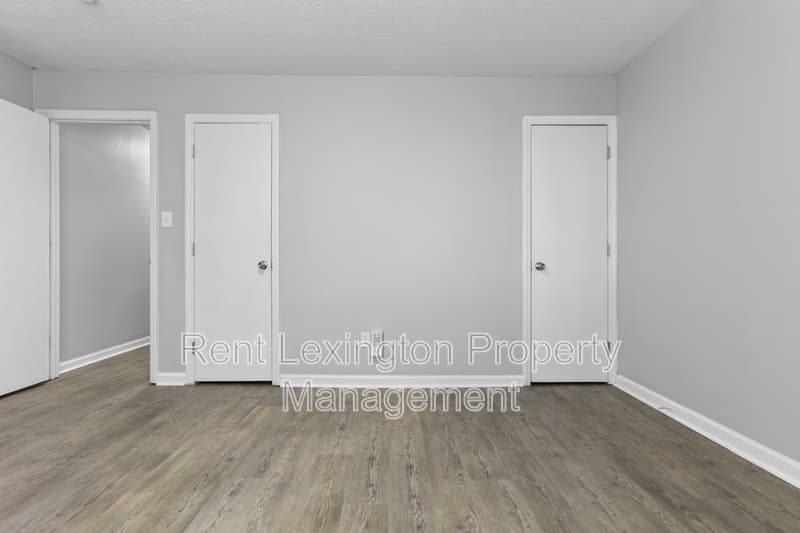 Richmond House: 1649 Foxhaven Drive #11
