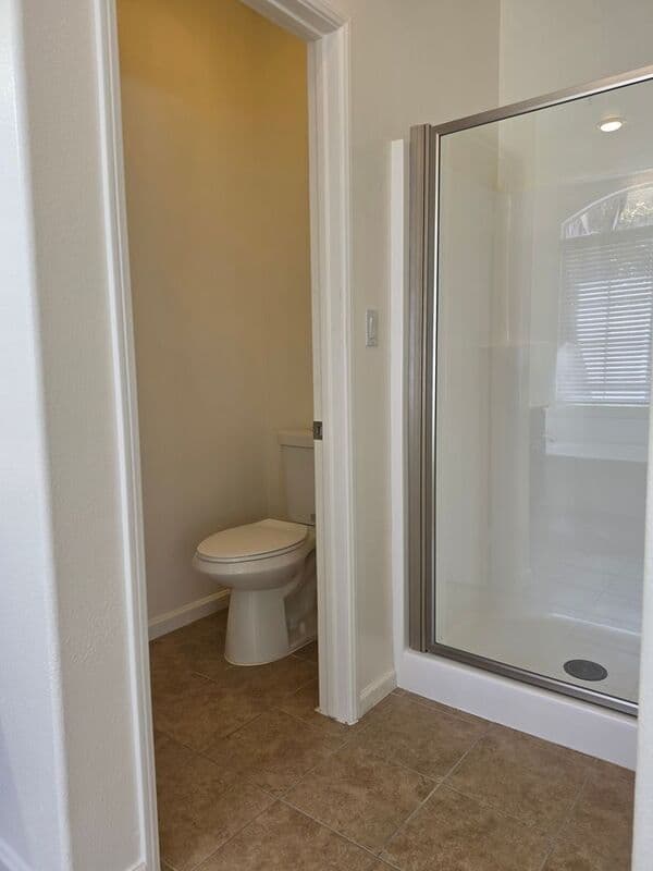Rancho Santa Margarita House: 162 Seacountry Lane -