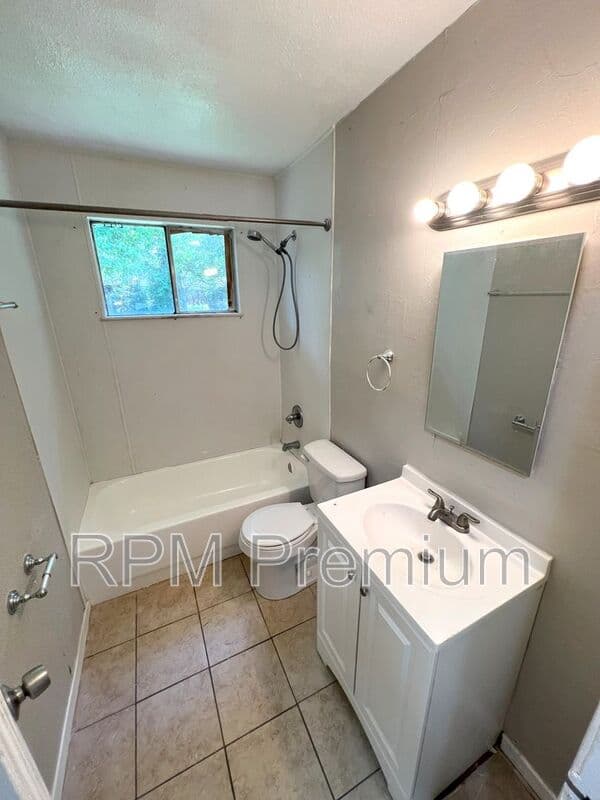 Baton Rouge House: 6132 Pontotoc St
