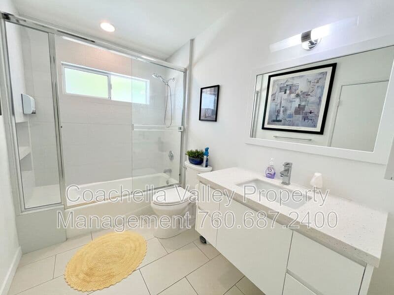Palm Springs House: 2719 E Ventura Road