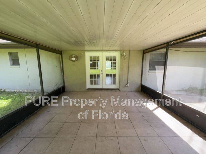 Summerfield House: 13606 SE 48th Court