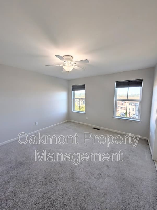 Fredericksburg House: 1322 Hudgins Farm Circle