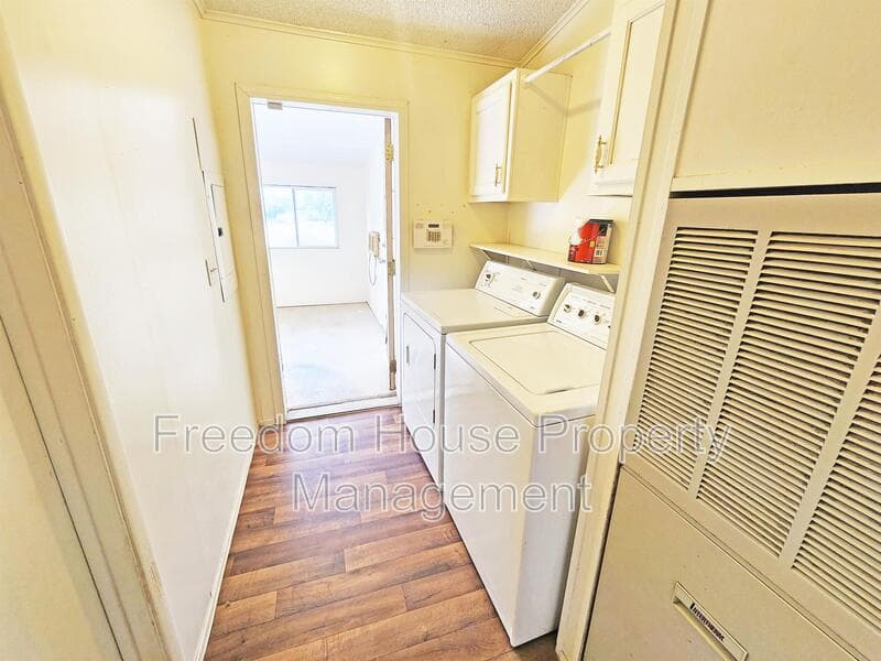 Pahrump House: 1441 West Betty Avenue
