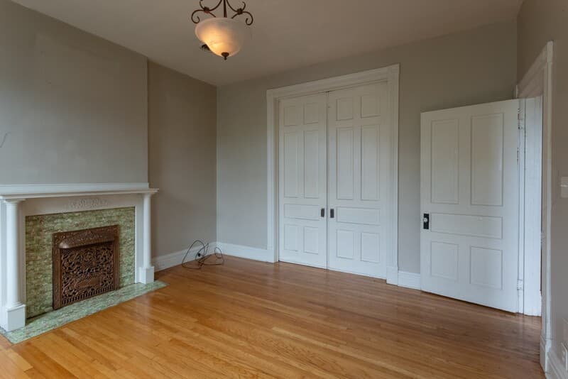 St. Louis Condo: 3628 A Wyoming St - 2F