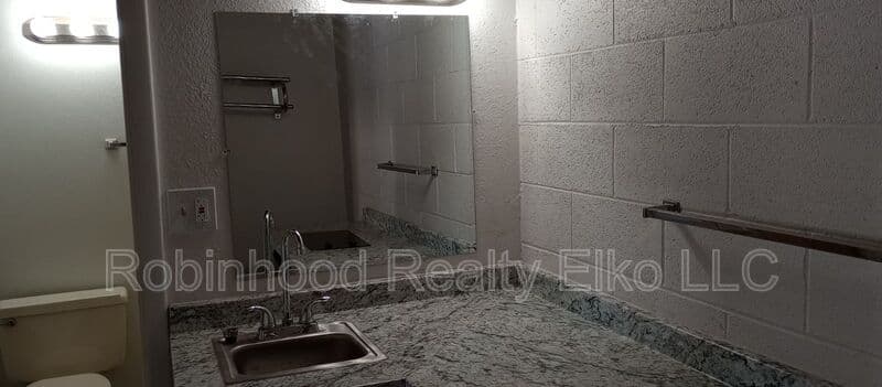 Wells Condo: 340 6th Street #27