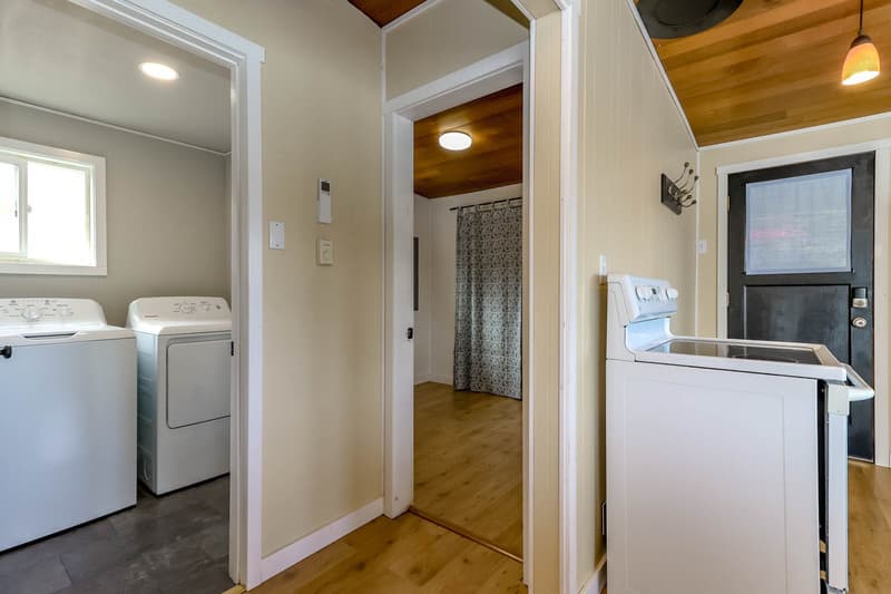 Anderson Island House: 11415 Larson Road