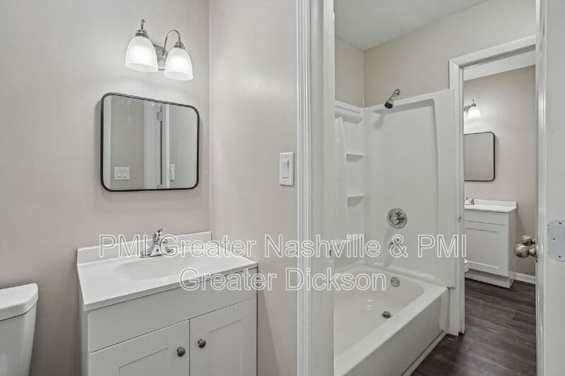 Dickson Condo: 405 Spring Street