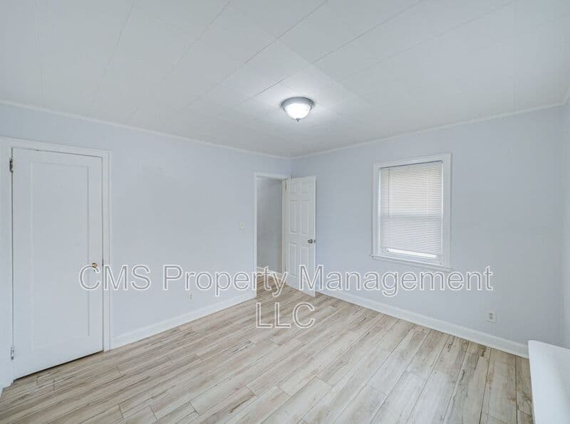 Bound Brook Condo: 407 Longwood Ave