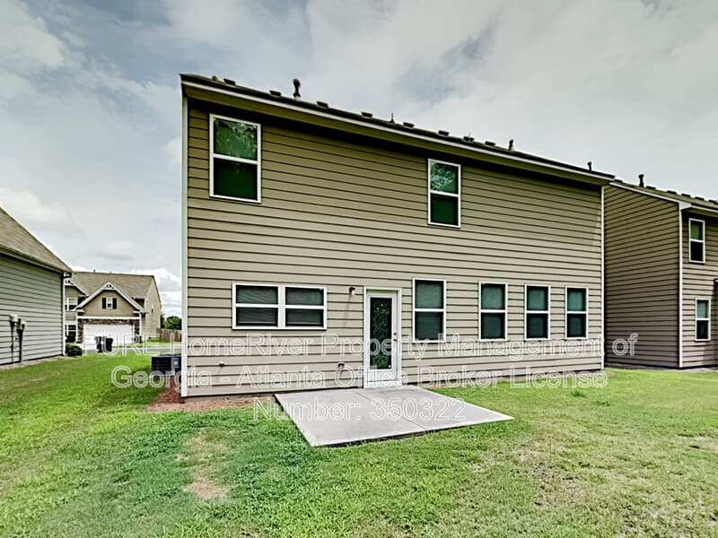 Dallas House: 130 Laurelcrest Ln