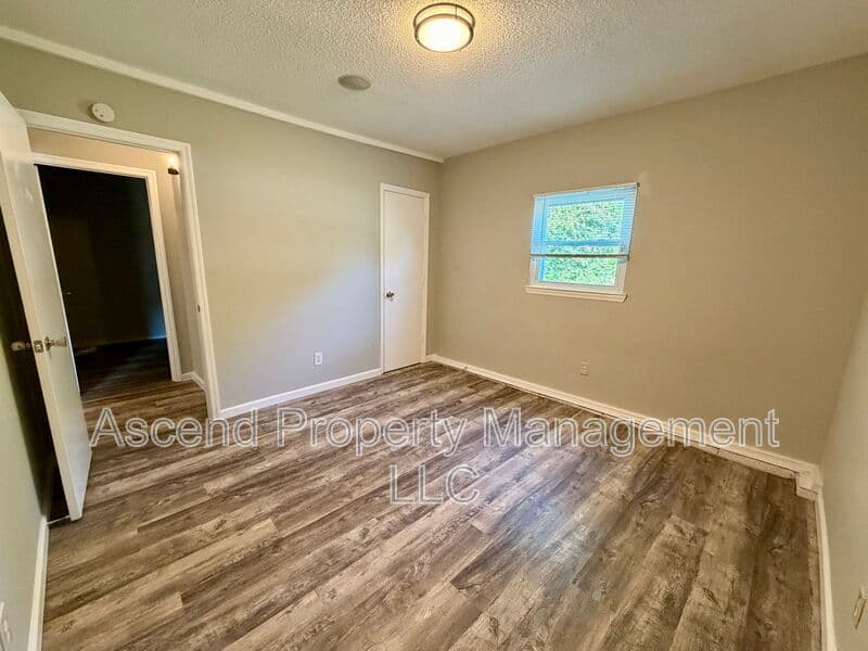 Chattanooga House: 7707 Canyon Dr