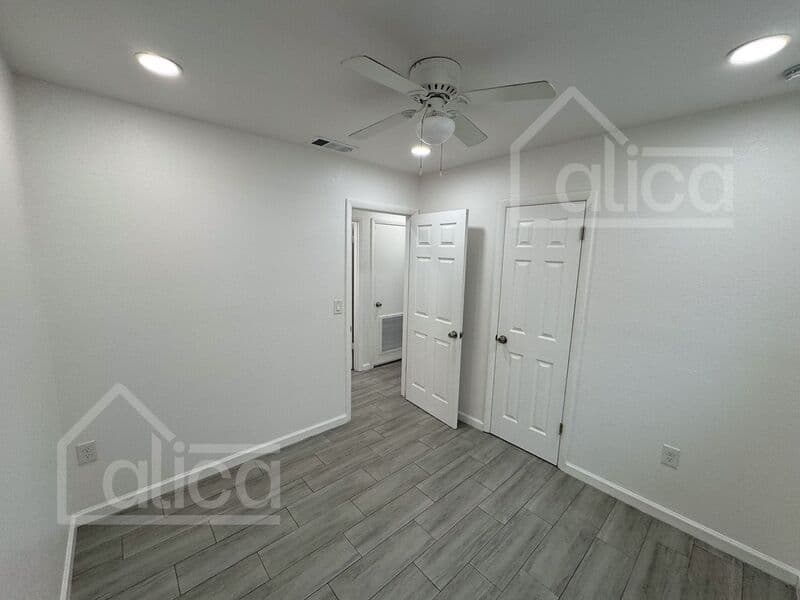 Palmetto House: 2701 13th Street W