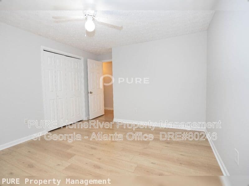 Lithia Springs Townhome: 2414 Leeward Ct