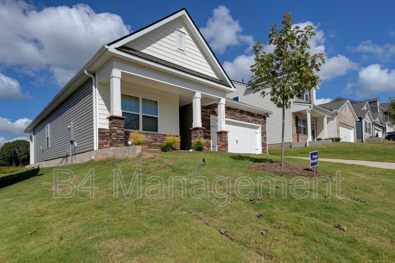 Boiling Springs House: 2167 Springview Ct.