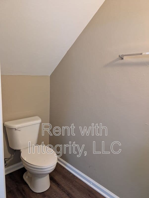 Tallahassee House: 4250 Augustus Oak Court