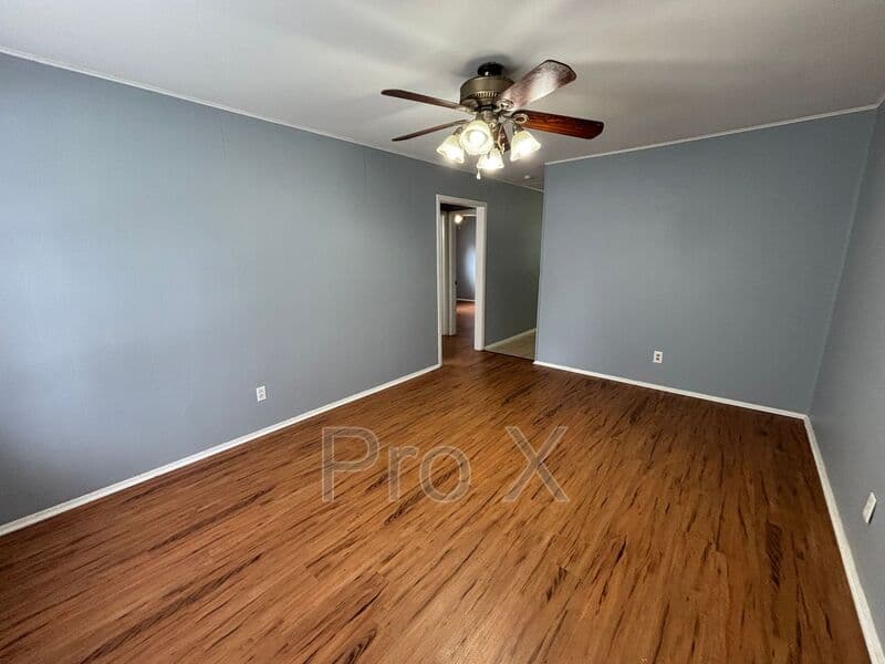 Rogers House: 8831 Country Club Drive