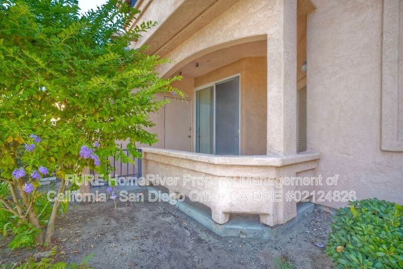 San Diego House: 18812 Caminito Cantilena