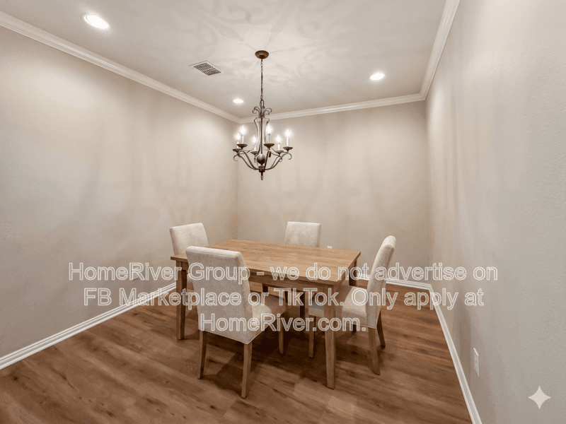 Argyle House: 410 Marshall Way