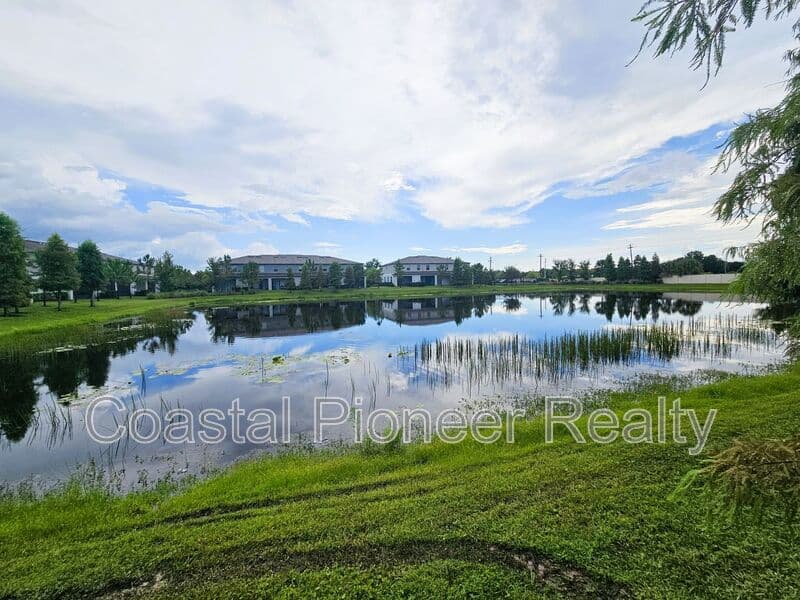 Riverview Townhome: 13251 Dupree Hills Pl
