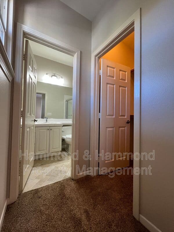Simi Valley House: 5552 Evening Sky Dr