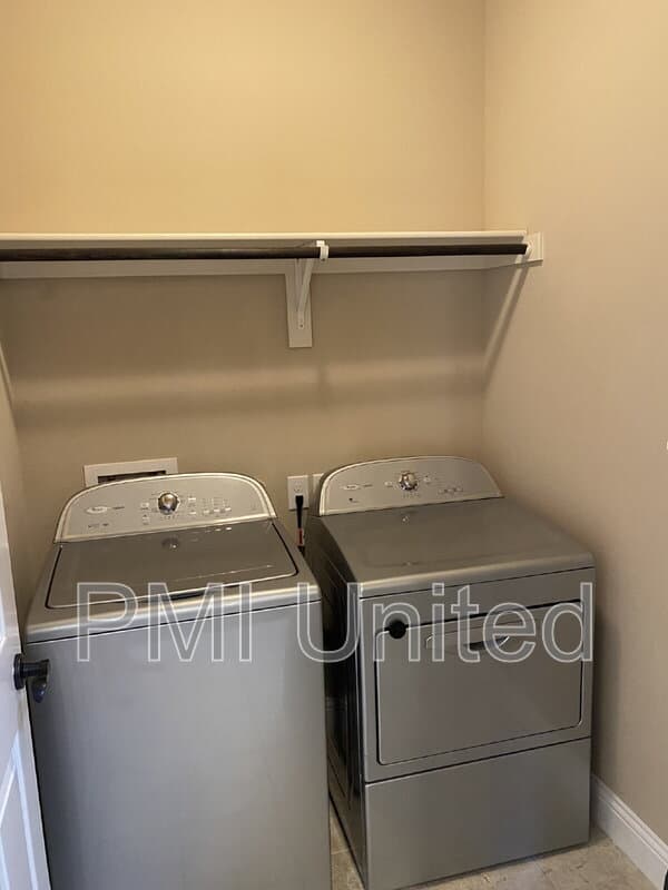 Fort Worth House: 4108 Volk Ct
