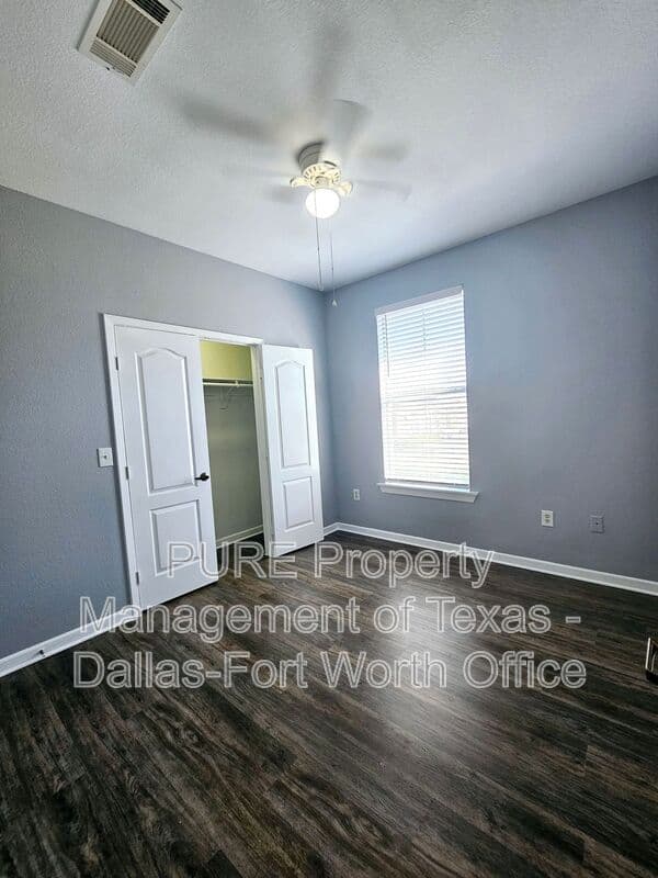 Grapevine Condo: 400 Glade Road