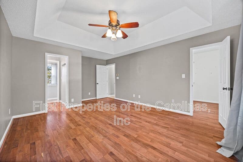 Charlote House: 612 Grays Creek