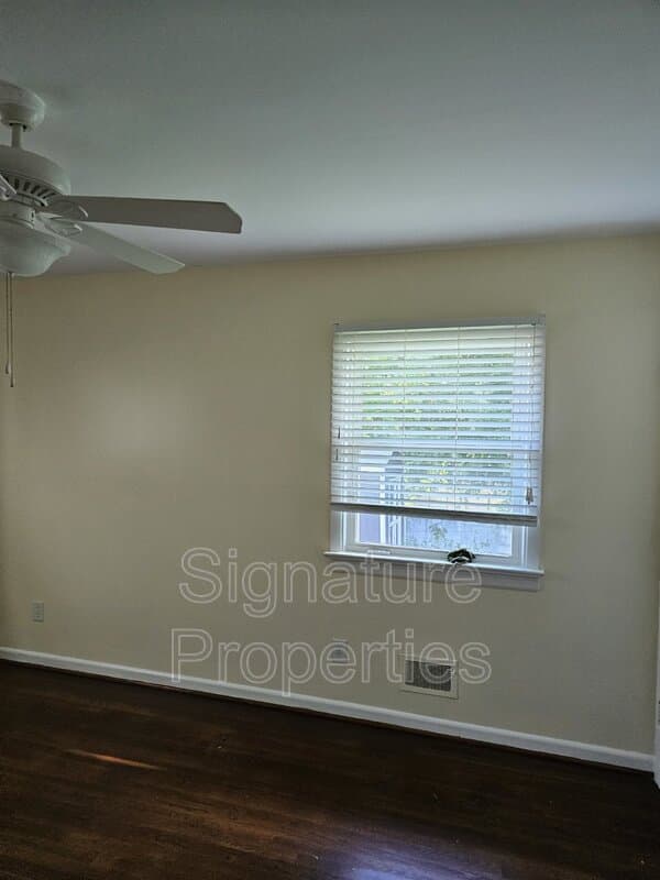 Henrico House: 9302 Huron Ave