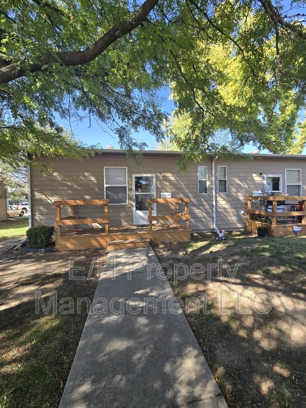 Wichita Condo: 1460 East 17th Street North