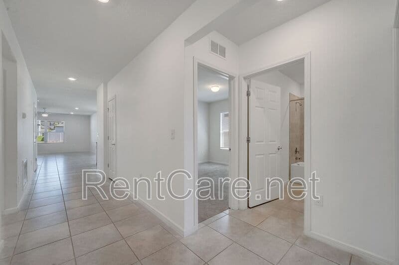 Davenport House: 309 Citrus Isle Loop