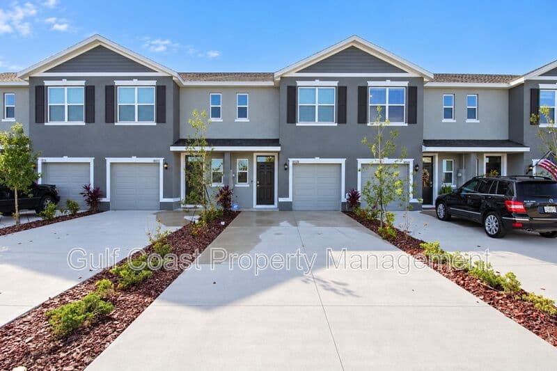 Lakewood Ranch Townhome: 18528 Buckskin Dr