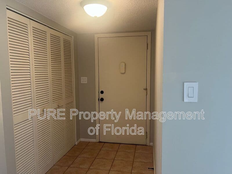 Ocala House: 549 Fairways Drive