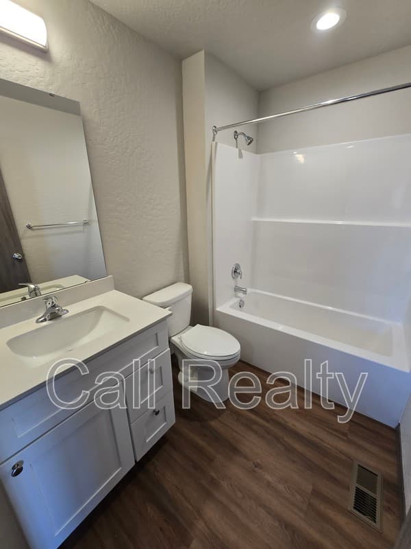 Spokane Valley Townhome: 308 S Clinton Ln